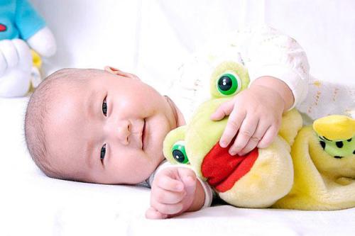 新生兒出現特殊生理狀況，家長們應該如何處理？